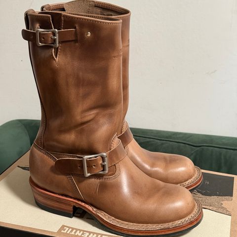 White's Nomad Engineer Boots in Horween Natural Chromexcel