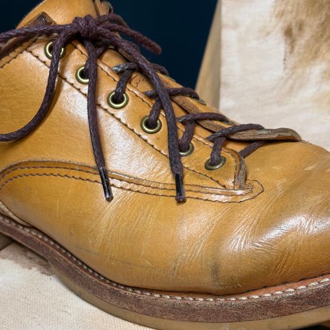 Wesco JH Classic in Wickett & Craig Russet Traditional Harness