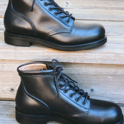 Rolling Dub Trio Coupen 7 in Horween Black Vegetable Tanned Teacore Dressner