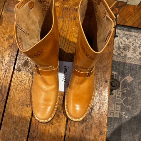 Wesco Mister Lou in Maryam Natural Horsebutt