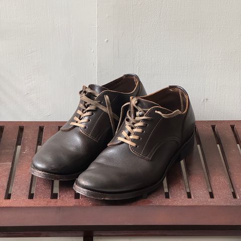 Makers Horse Single in Maryam Dark Brown Horsebutt