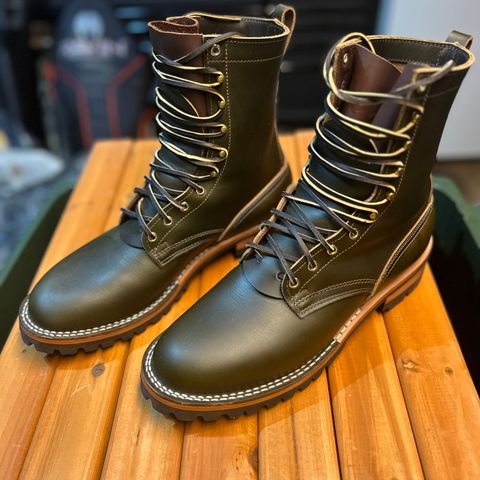 Nicks Overlander in Shackleton Greener Pastures