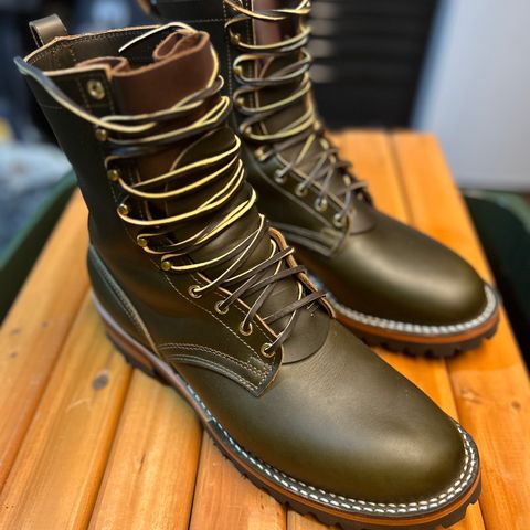 Nicks Overlander in Shackleton Greener Pastures