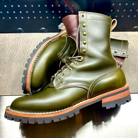 Nicks Overlander in Shackleton Greener Pastures
