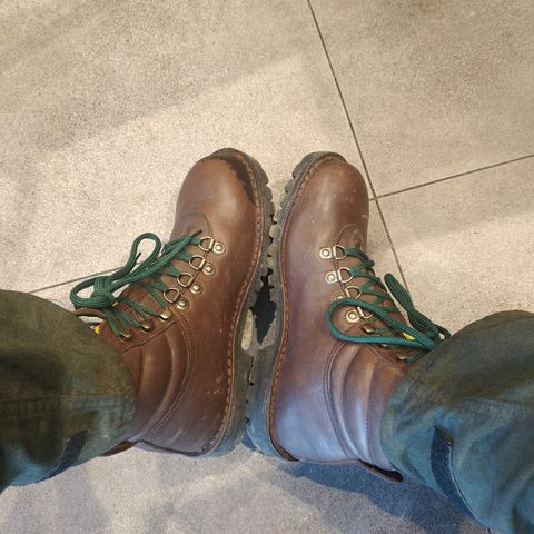 Jim Green Razorback in Brown Full Grain