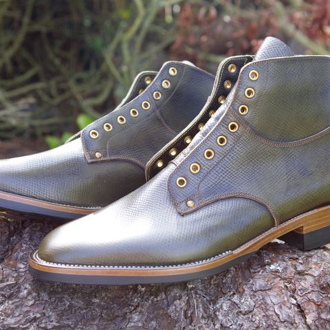 Iron Boots Ostmo Drop 9 in Horween Pioneer Hatchgrain