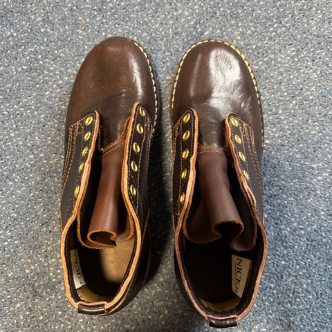 Nicks Comstock in Horween Dark Brown Aspen