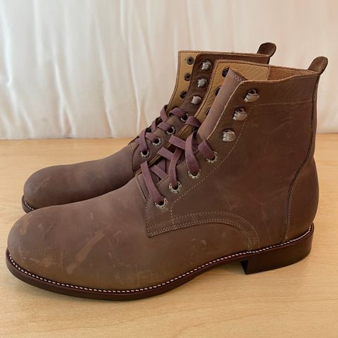 Adelante The Havana in Mahogany Nubuck