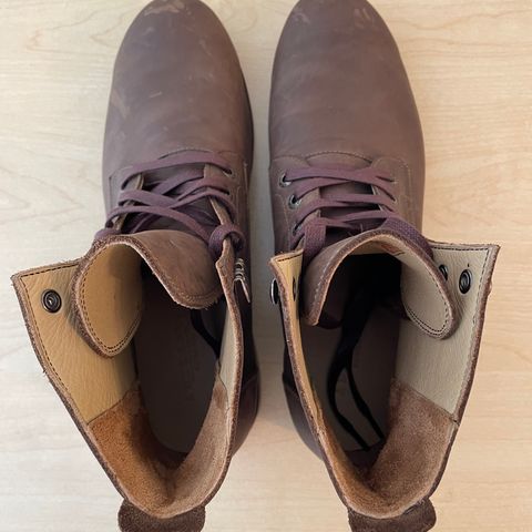 Adelante The Havana in Mahogany Nubuck