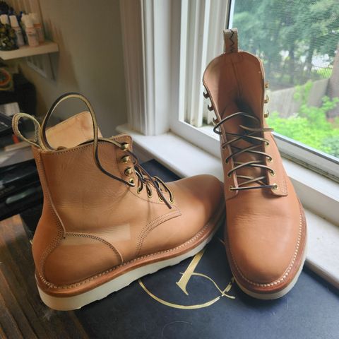 Search result thumbnail of Unmarked DB Hunter in Oiled Veg Tan