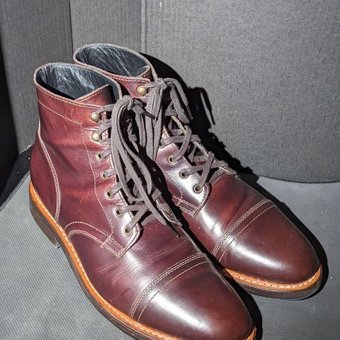 Thursday Captain in Brown Thursday Chrome
