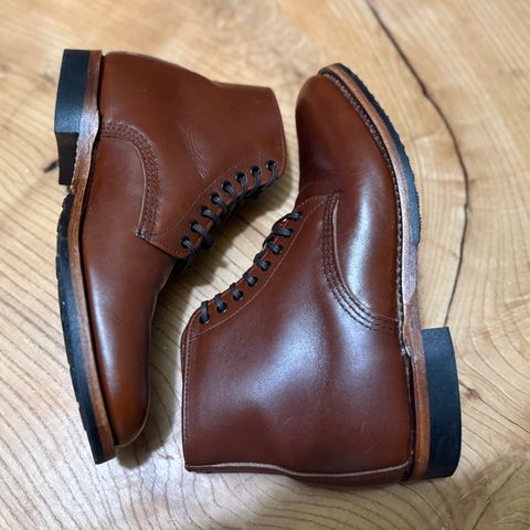 Red Wing Williston 9435 in S.B. Foot Teak Featherstone