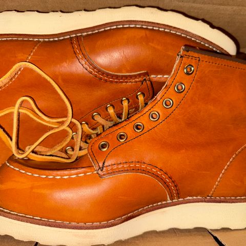 Red Wing 875 in S.B. Foot Oro-Iginal