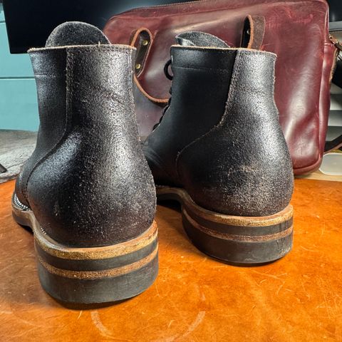 Viberg Service Boot in Horween Black Waxed Flesh