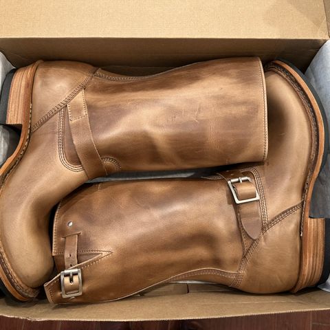 White's Nomad Engineer Boots in Horween Natural Chromexcel