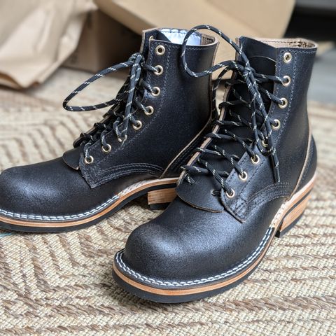 Nicks Prospector in Horween Black Waxed Flesh