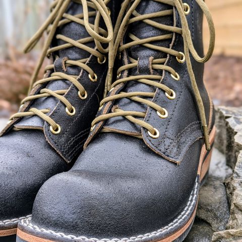 Nicks Prospector in Horween Black Waxed Flesh