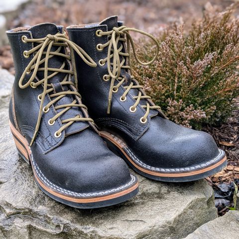 Nicks Prospector in Horween Black Waxed Flesh