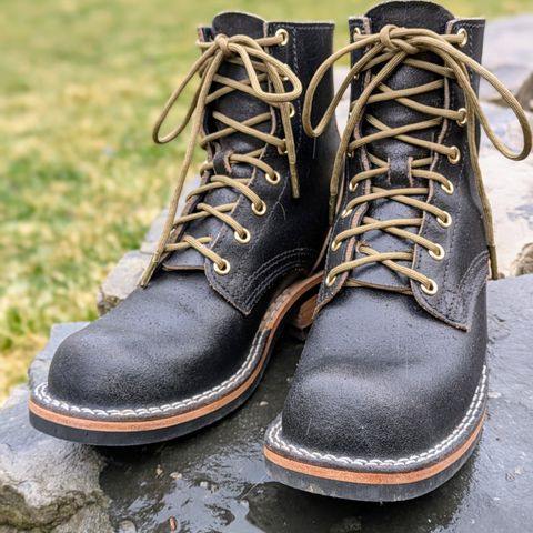 Nicks Prospector in Horween Black Waxed Flesh