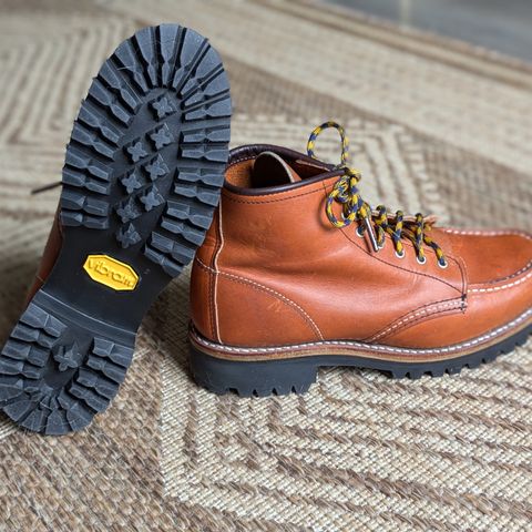 Red Wing 6-Inch Classic Moc in S.B. Foot Oro Legacy