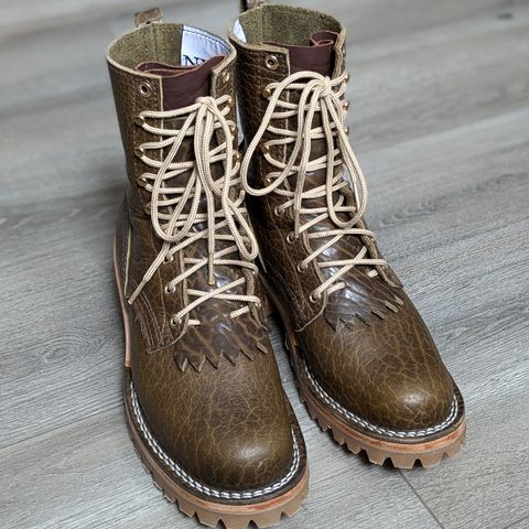 Nicks Urban Logger in Law Tanning Olive Smooth Shruken Bison