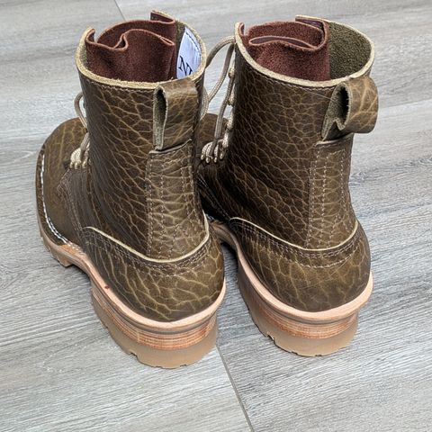 Nicks Urban Logger in Law Tanning Olive Smooth Shruken Bison
