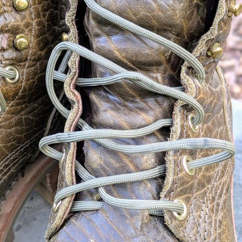 Nicks Urban Logger in Law Tanning Olive Smooth Shruken Bison