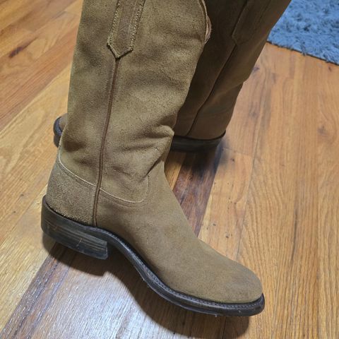 Rios of Mercedes Roper in Rios Of Mercedes / Saharah Suede