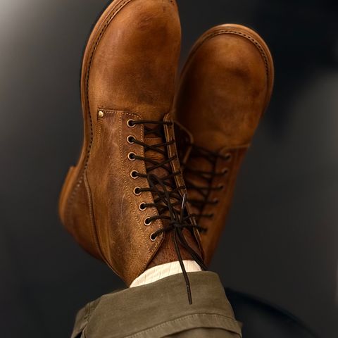 Craft & Glory Service Boot in Full Grain Waxed Water Buffalo