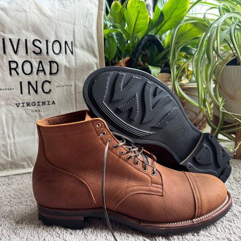 Viberg Service Boot in C.F. Stead Nutmeg Waxed Kudu