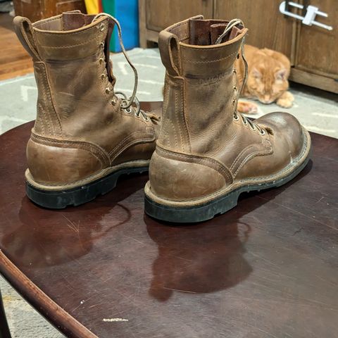 Nicks WaterWork in Seidel WeatherShield Brown Smooth