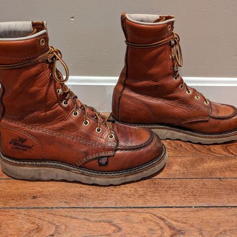 View photo of Thorogood American Heritage 8" Moc Toe in Tobacco Gladiator Oil-Tanned