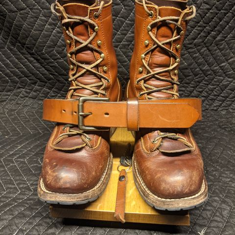 Ground Pounder Front Range in Wickett & Craig Chestnut English Bridle