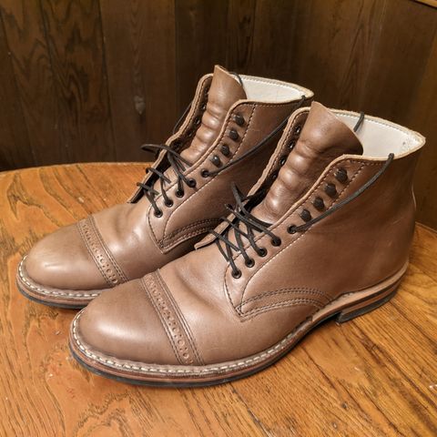 White's Stevens (Dress Cap) in Horween Natural Chromexcel
