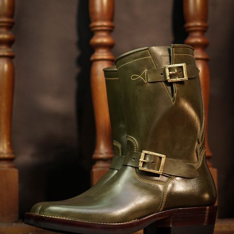 Fortis Tapak 2.0 Engineer Boots in Indonesian Olive Pullup