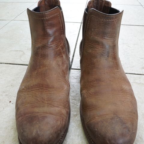 Adelante Mendoza in Desert Full Grain