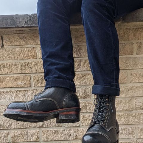 Renav WSC - 1406 in Maryam Toscanello Horsebutt Overdyed Black & Conceria Cloe Black Shark