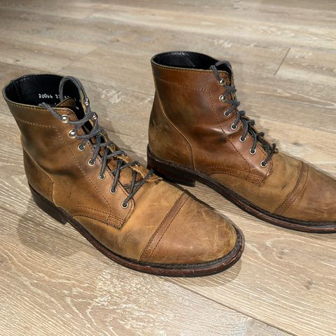 Thursday Captain in Burnt Copper Rugged & Resilient