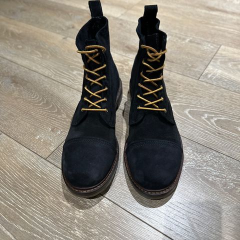 Allen Edmonds Caen in C.F. Stead Black Kudu Reverse