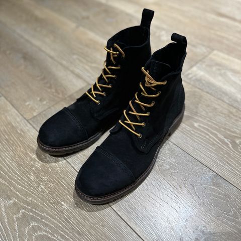 Allen Edmonds Caen in C.F. Stead Black Kudu Reverse