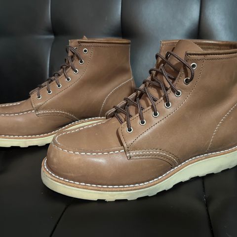 Red Wing 6-Inch Classic Moc in Mocha Oro-iginal