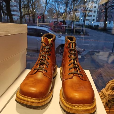 Dundas Footwear Gunnerside in Badalassi Carlo Waxy Tan Cognac