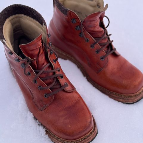 Dundas Footwear Gunnerside in Badalassi Carlo Waxy Tan Cognac