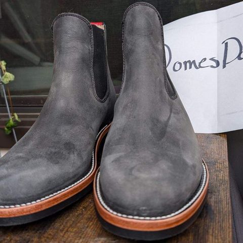 Dayton Boots Wholecut Chelsea in Charcoal Nubuck