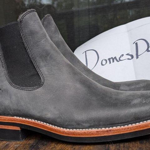 Dayton Boots Wholecut Chelsea in Charcoal Nubuck