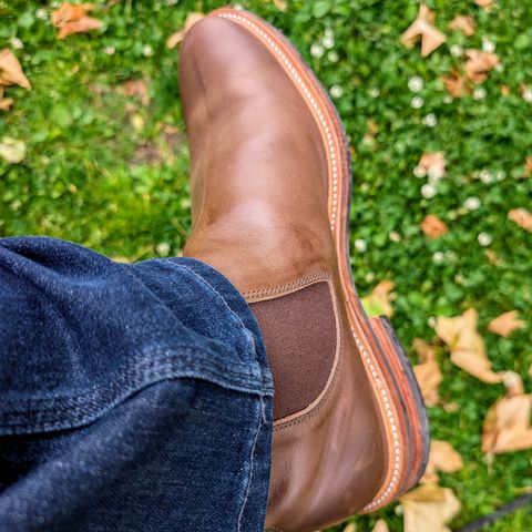 Viberg Chelsea in Viberg / Stoned Oil Calf