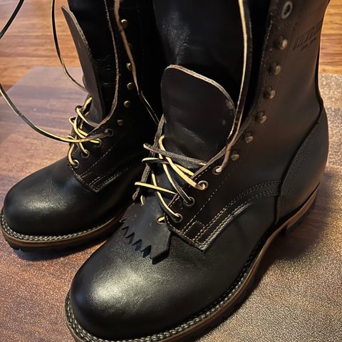 Drew's 8-Inch Logger in Brown Smooth