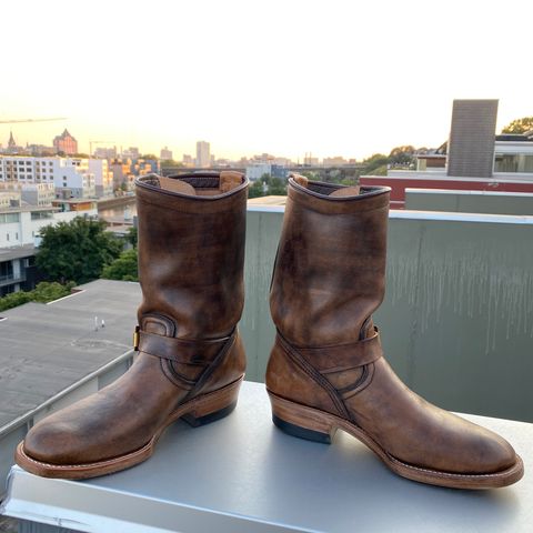 Unsung U 22-2 Engineer Boot in Horween Chelsea Horsefront