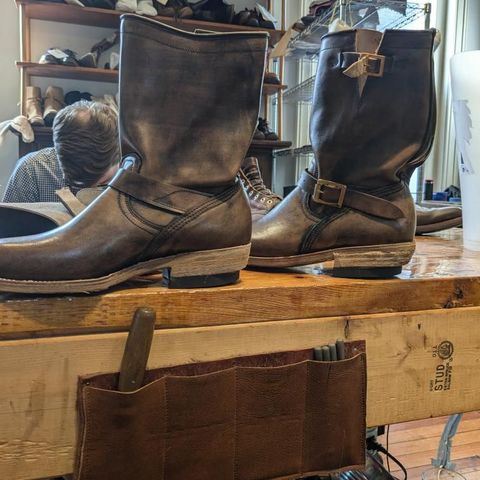 Unsung U 22-2 Engineer Boot in Horween Chelsea Horsefront