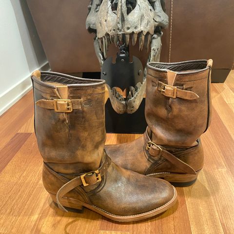 Unsung U 22-2 Engineer Boot in Horween Chelsea Horsefront